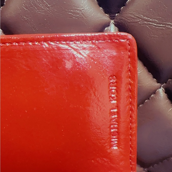 Michael Kors Tri Fold Signure Wallet Zebra & Red Patent Leather LIKE NEW - Picture 10 of 15